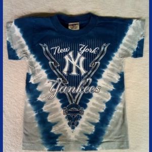 NEW YORK YANKEES TIE DYED T-SHIRT LIKE NEW BUT VINTAGE